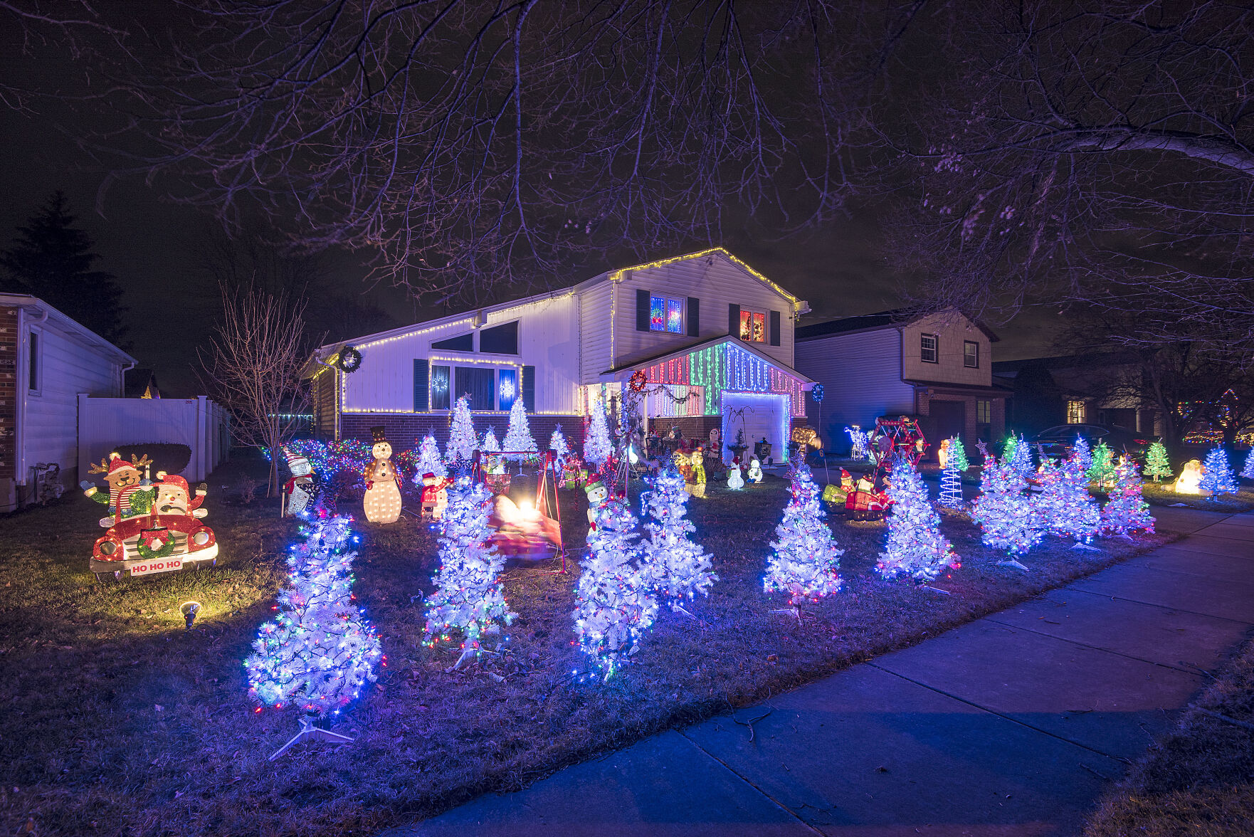 201222 Christmas Lights 6.jpg